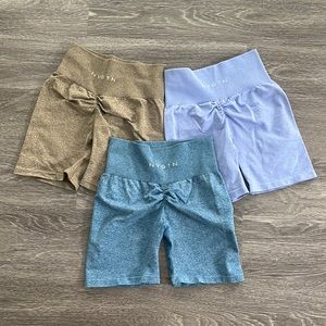 NVGTN booty scrunch short bundle